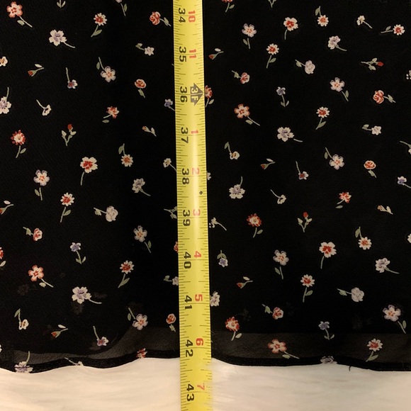 Evan Picone black floral lined dress - Picture 3 of 4